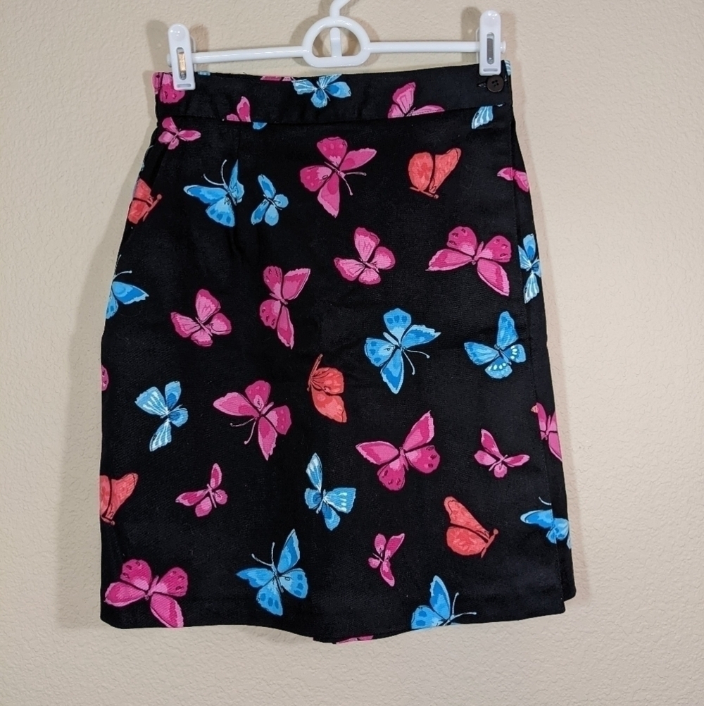Bright Butterflies Casual Skorts
